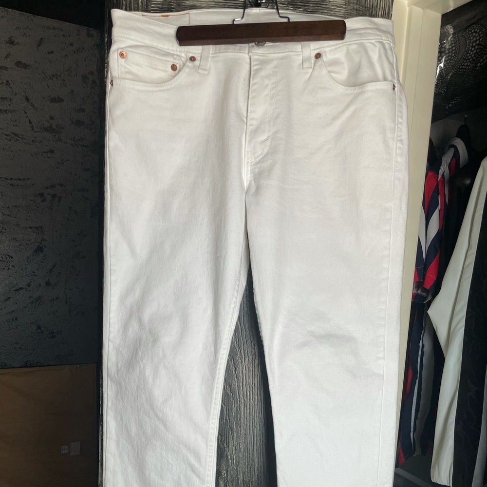 White Levis 511 jeans